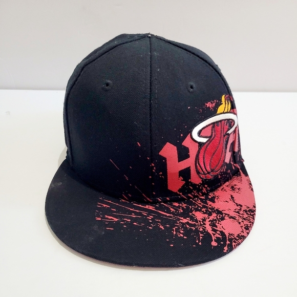 Miami Heat NBA Wool Blend Ball Cap Size S/M Embroidered - Picture 2 of 9